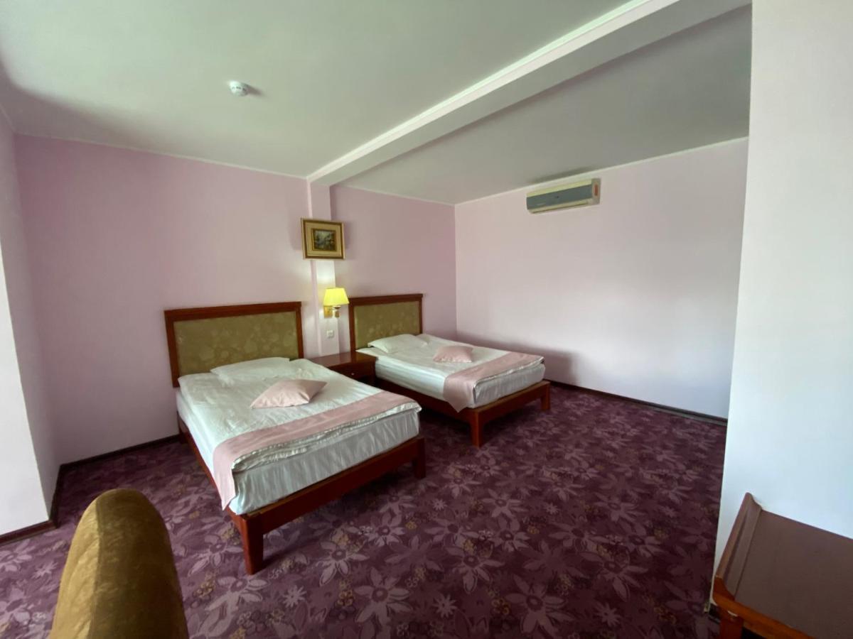 MoreLux Boutique Hotel Kapchagaï Extérieur photo